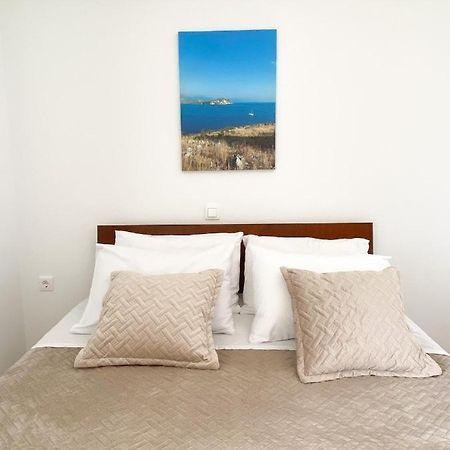 Acta'S Rooms Himarë Dış mekan fotoğraf