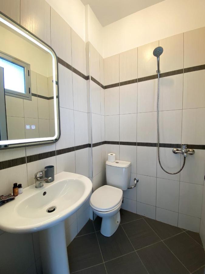 Acta'S Rooms Himarë Dış mekan fotoğraf