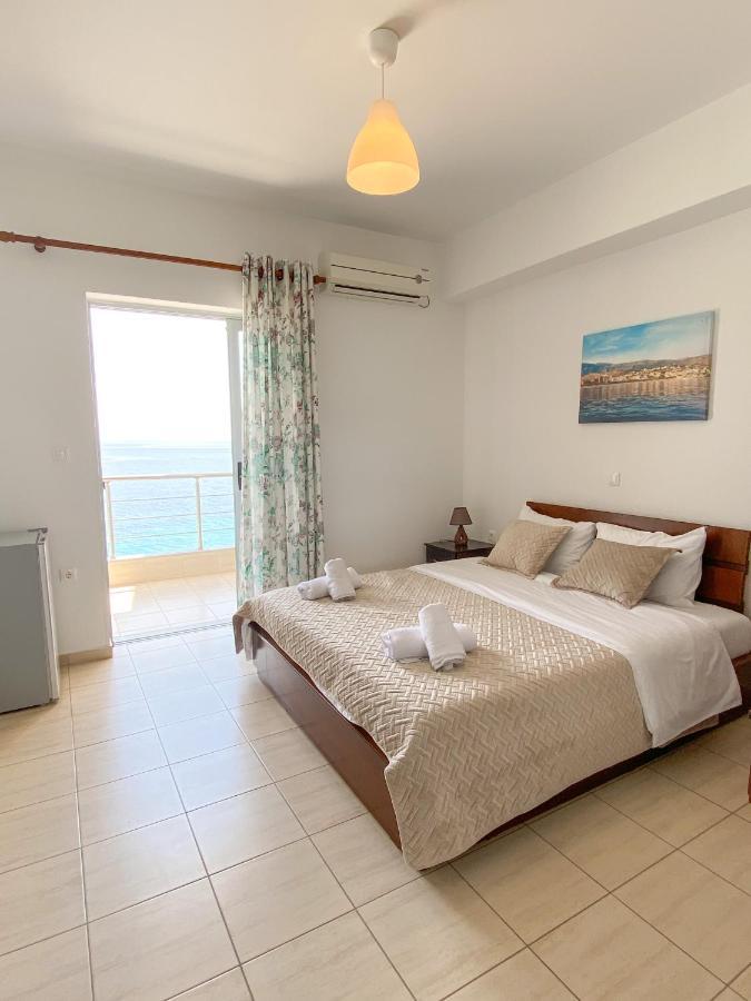 Acta'S Rooms Himarë Dış mekan fotoğraf