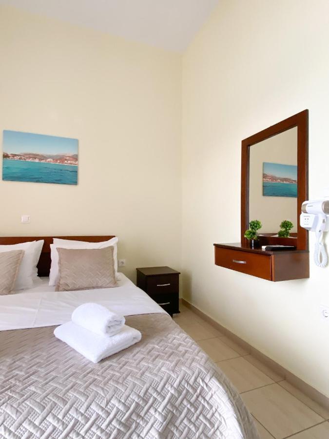 Acta'S Rooms Himarë Dış mekan fotoğraf